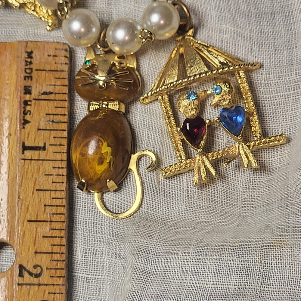 Vintage HOBCO charm bracelet EUC **cat missing one green eye** - Picture 4 of 7